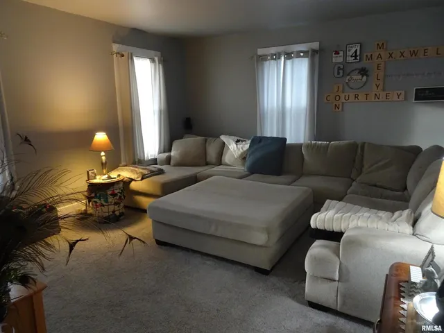 $189,900 | 522 North State Street, Geneseo, IL 61254