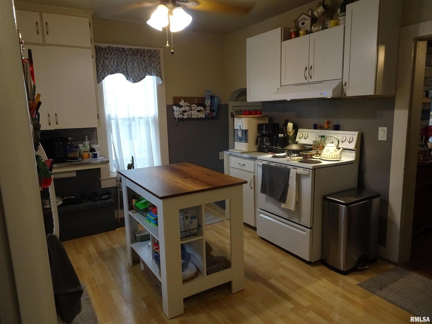 522 North State Street Geneseo, IL 61254 - Photo 7 of 34