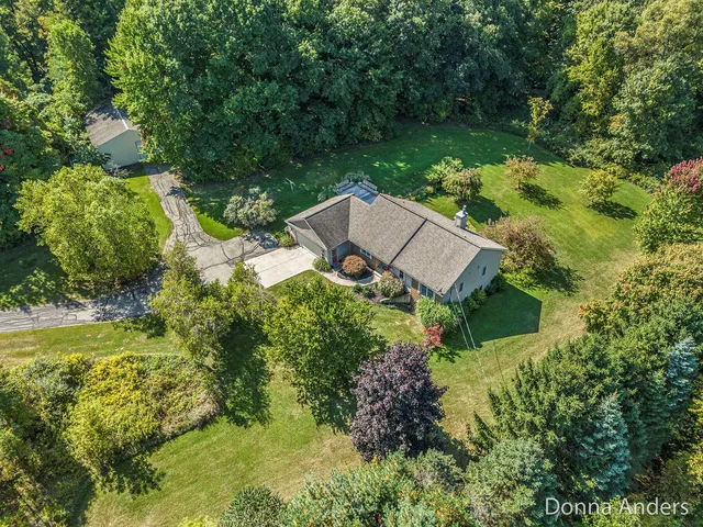 $620,000 | 8687 North Division Avenue, Sparta, MI 49345