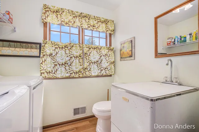 $620,000 | 8687 North Division Avenue, Sparta, MI 49345