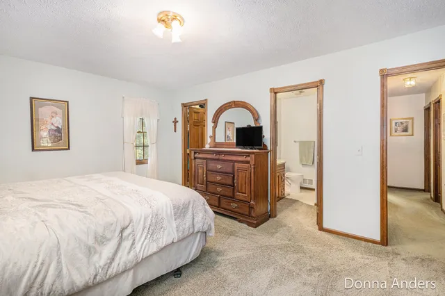 $620,000 | 8687 North Division Avenue, Sparta, MI 49345