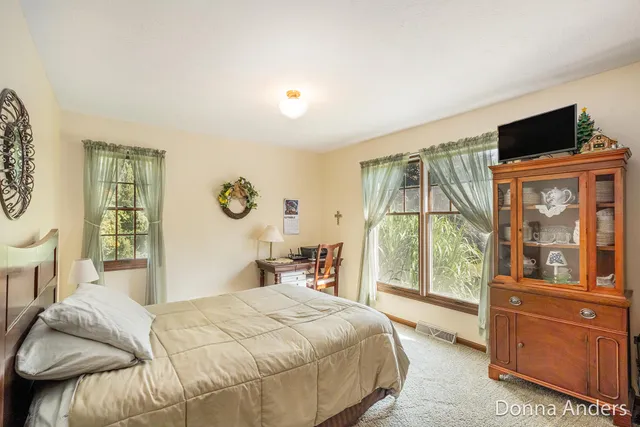 $620,000 | 8687 North Division Avenue, Sparta, MI 49345