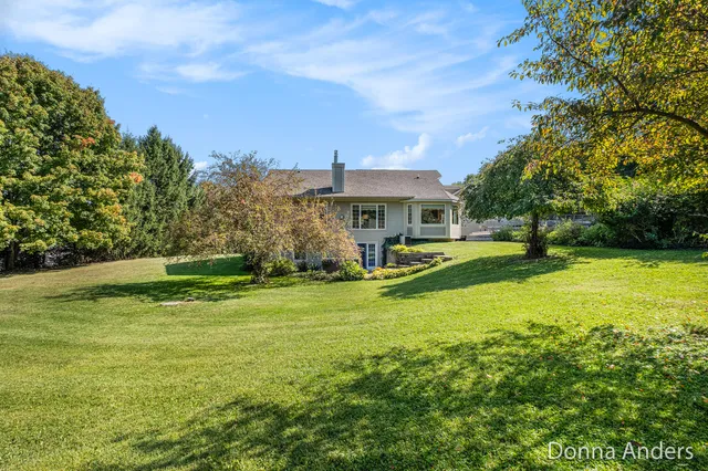 $620,000 | 8687 North Division Avenue, Sparta, MI 49345