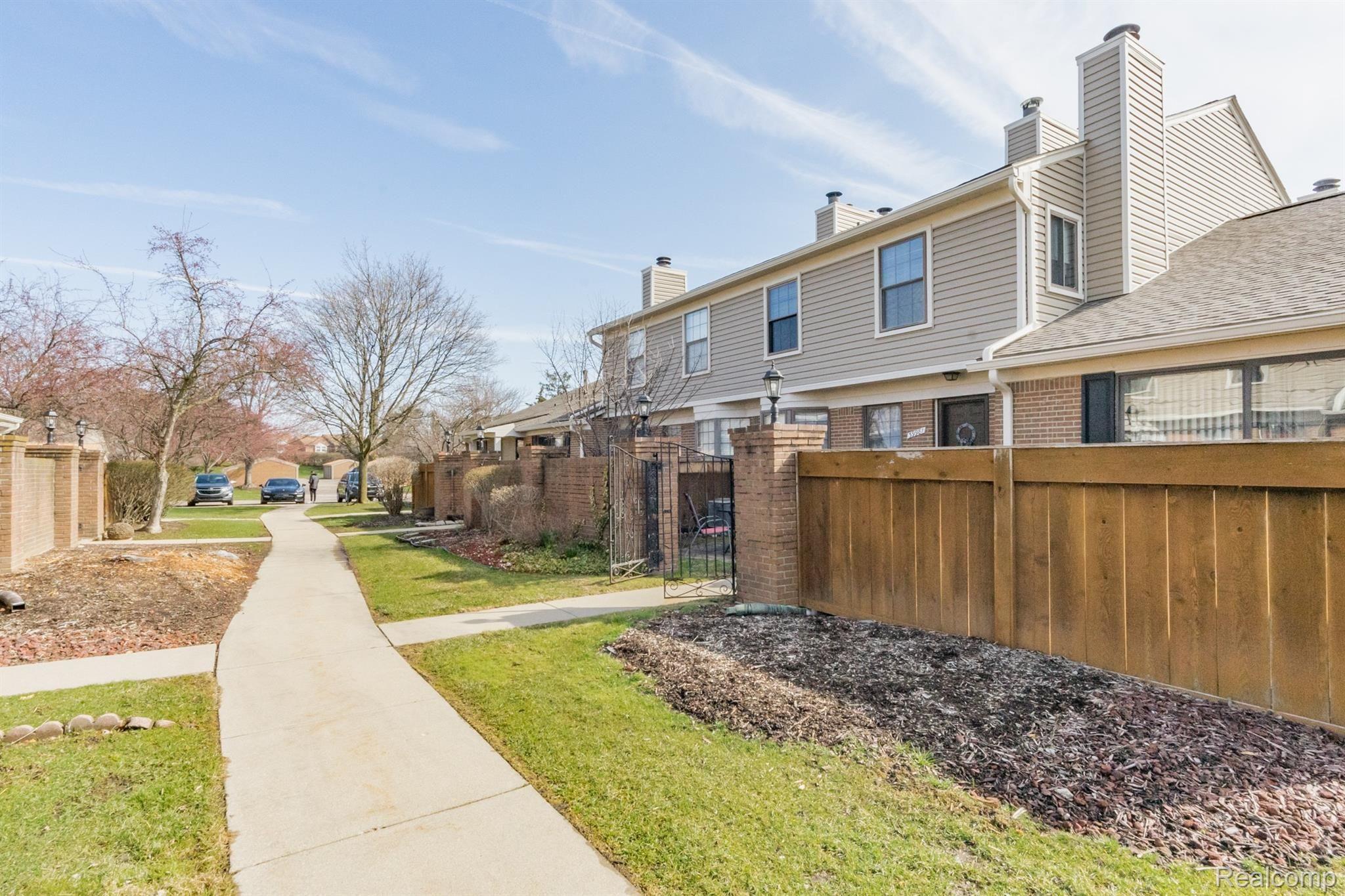 Best on Market - Novi Condo (2).jpg