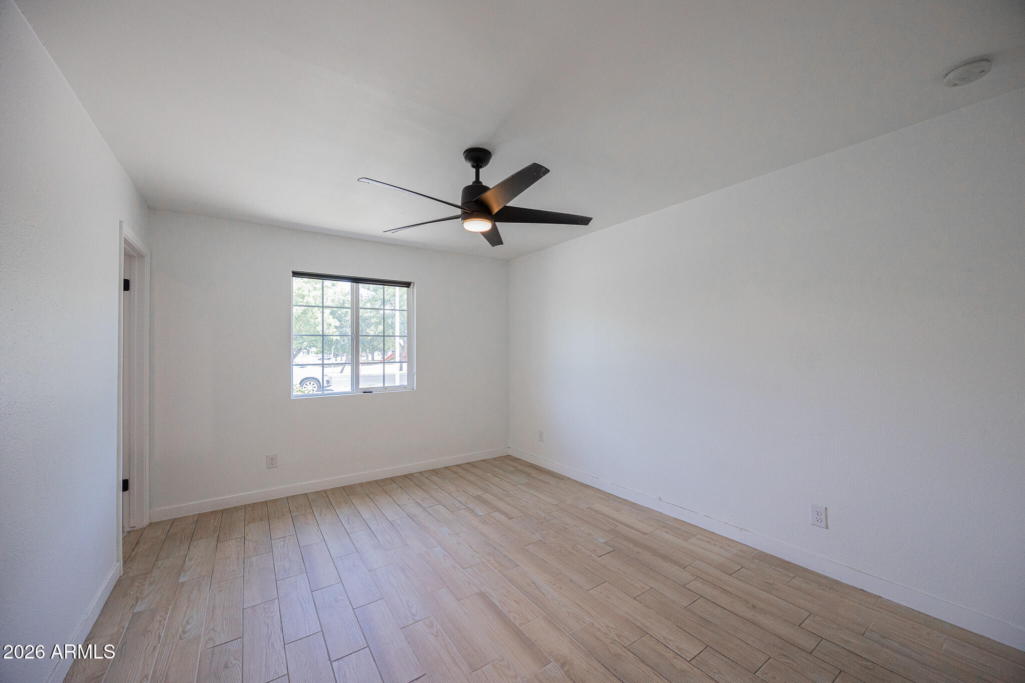 2519 West Vineyard Road Tempe, AZ 85282 - Photo 13 of 25 B33A6322