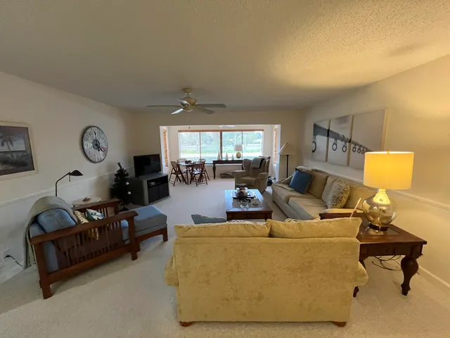 $365,000 | 300 North Hwy A1A, Jupiter, FL 33477