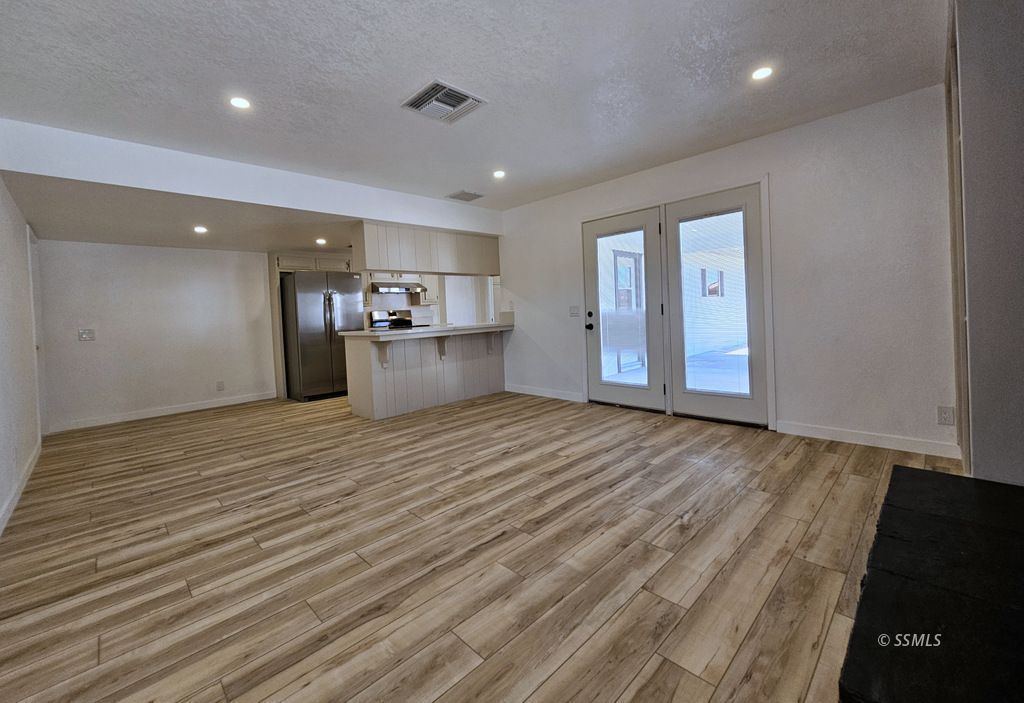 817 West Wasp Avenue Ridgecrest, CA 93555 - Photo 8 of 50