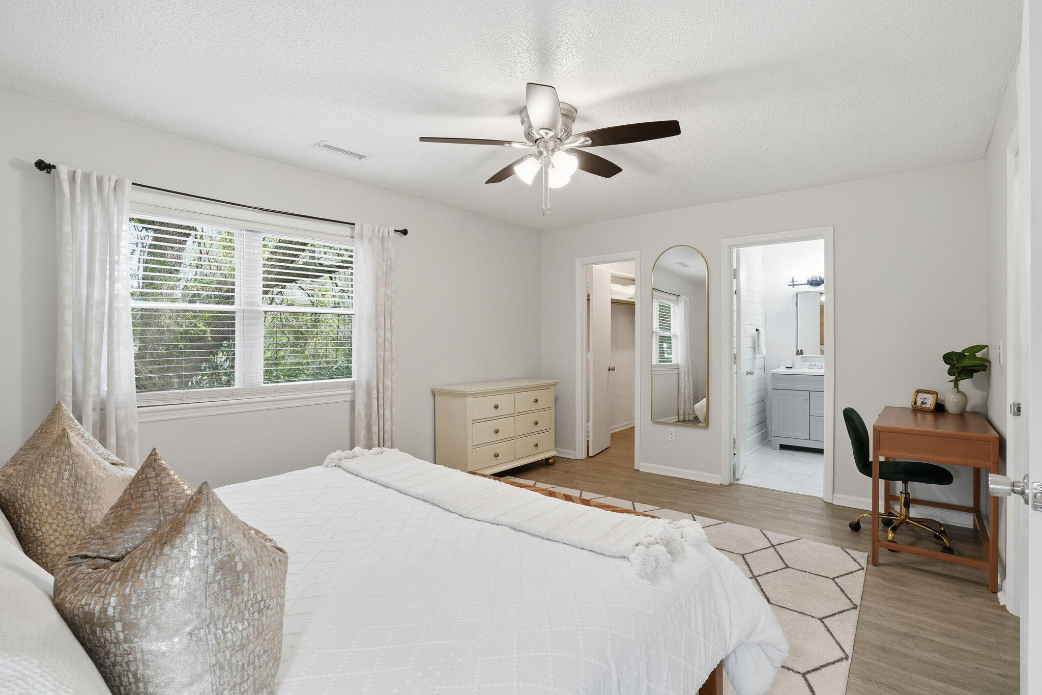 629 Baytree Court Mount Pleasant, SC 29464 - Photo 18 of 35 IMG_8265