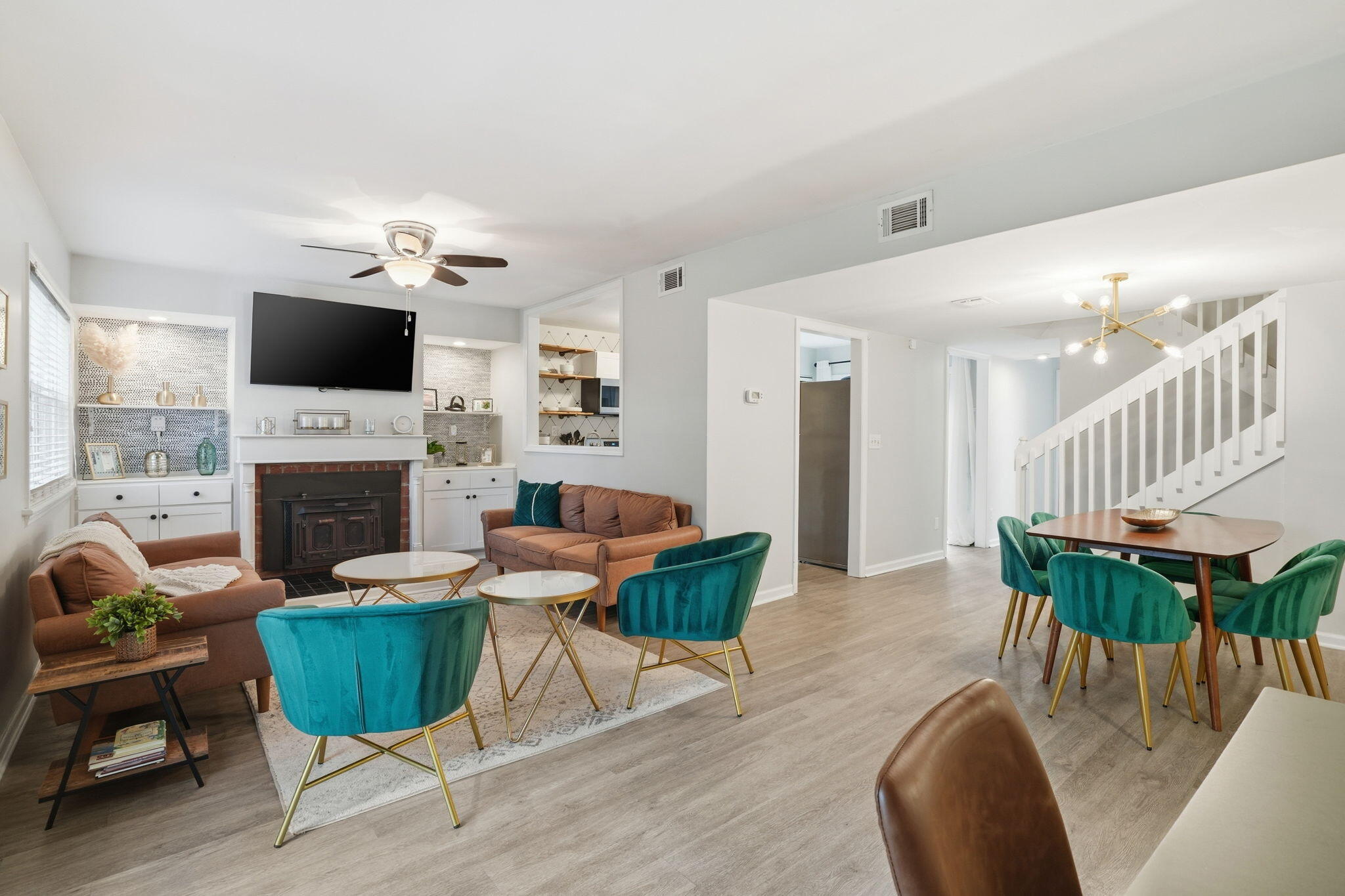 629 Baytree Court Mount Pleasant, SC 29464 - Photo 4 of 35 IMG_8272