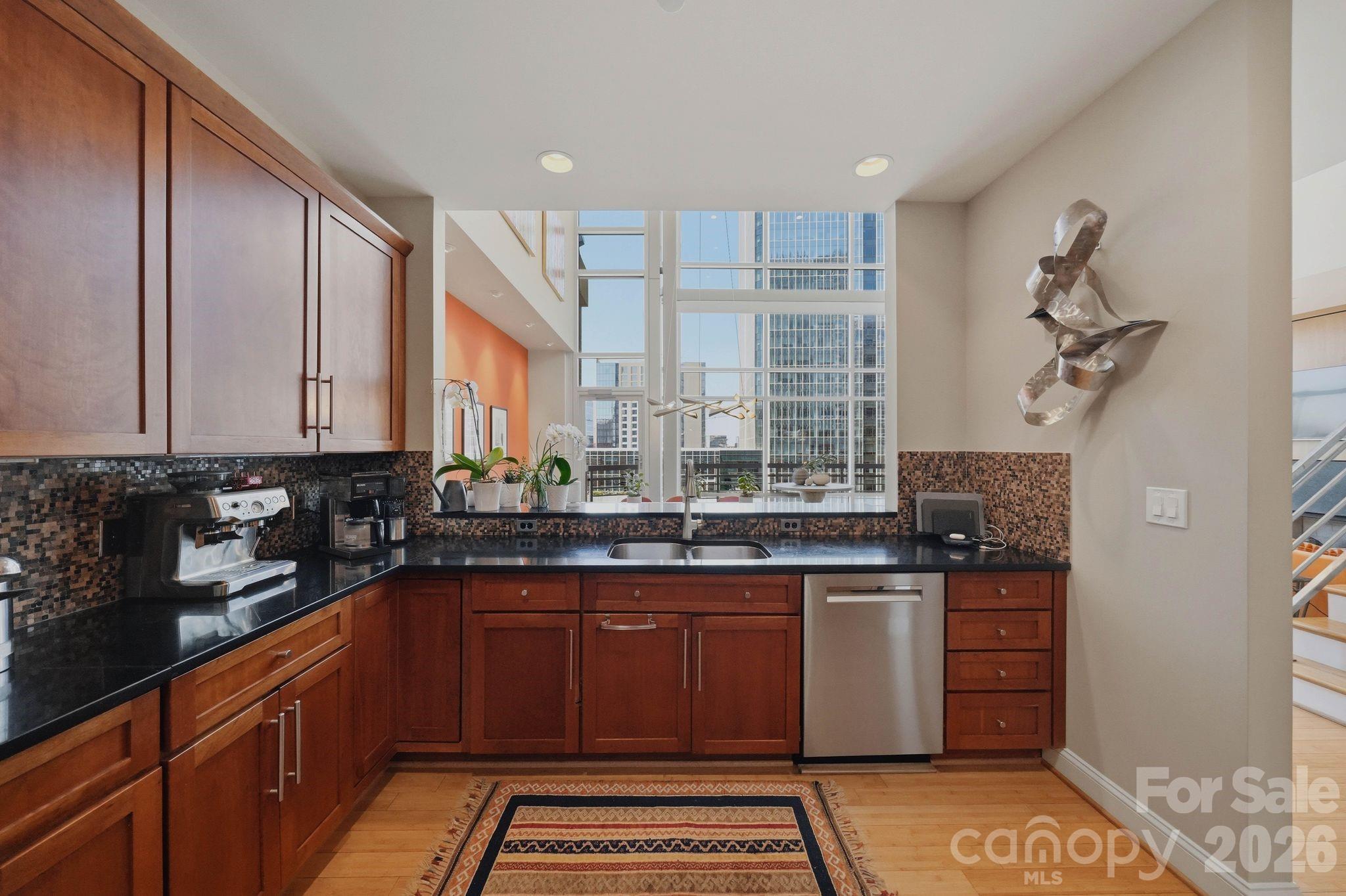 435 South Tryon Street, Unit 904 Charlotte, NC 28202 - Photo 8 of 48
