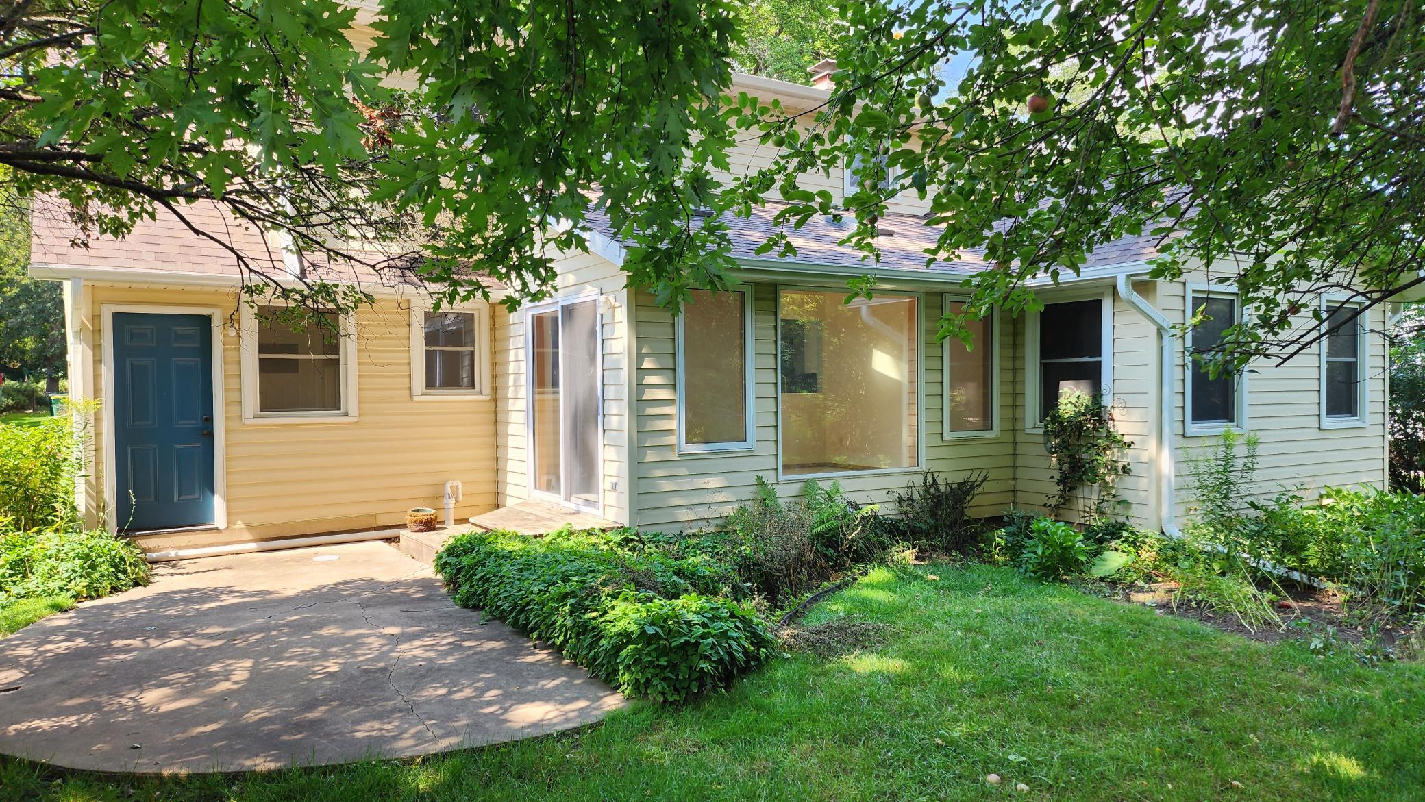 2032 13th Avenue Northwest Rochester, MN 55901 - Photo 5 of 33 Gallery Image 5