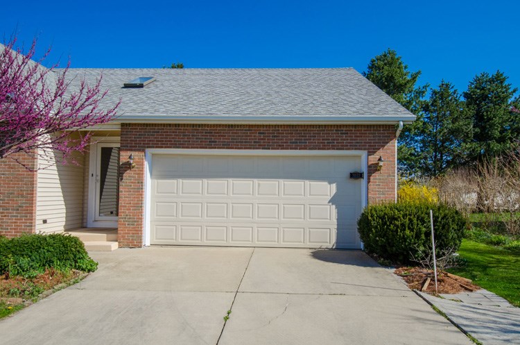 1033 Johnson Road South Bend, IN 46614 - Photo 10 of 36