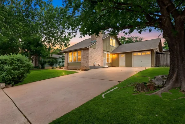 $349,500 | 4011 Hillside Drive, Round Rock, TX 78681