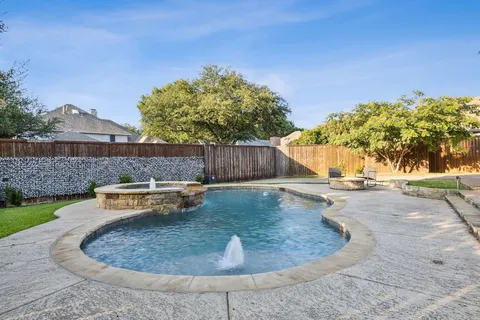 $749,900 | 6313 Thornbranch Drive, Plano, TX 75093