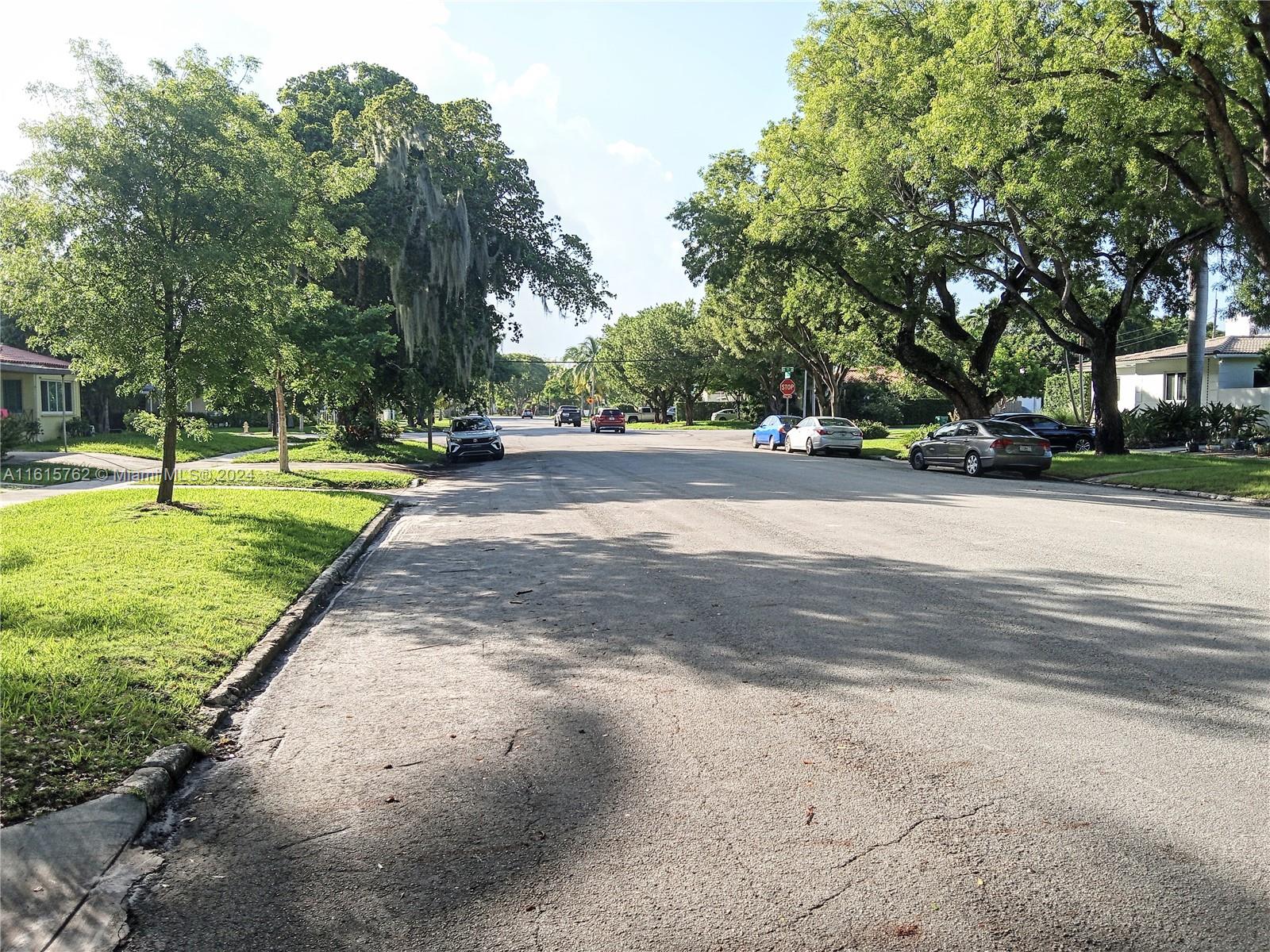 610 Southwest 25th Road Miami, FL 33129 - Photo 24 of 30 a view of a yard with a house