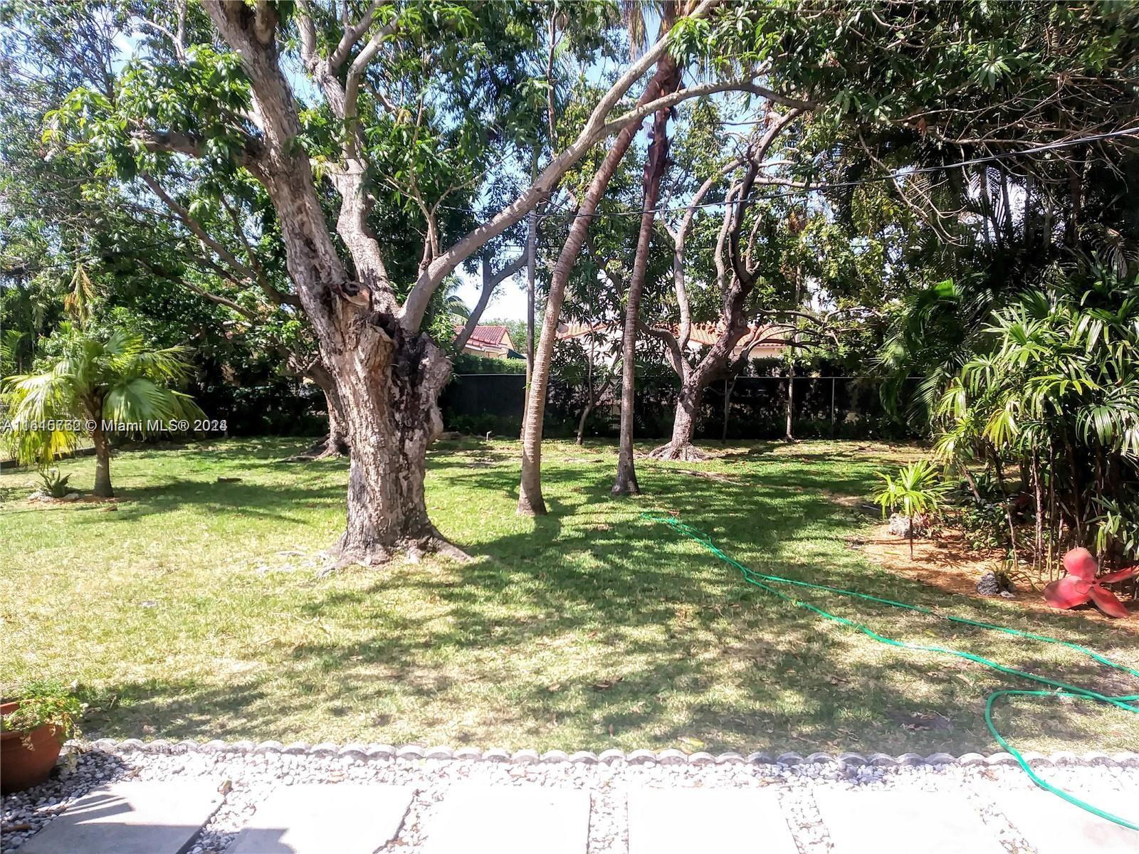 610 Southwest 25th Road Miami, FL 33129 - Photo 6 of 30 a view of a volley ball court