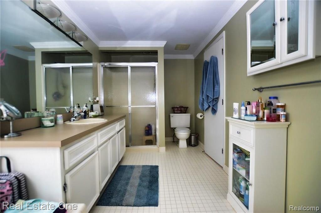 31210 Claymore Road Farmington Hills, MI 48331 - Photo 17 of 21