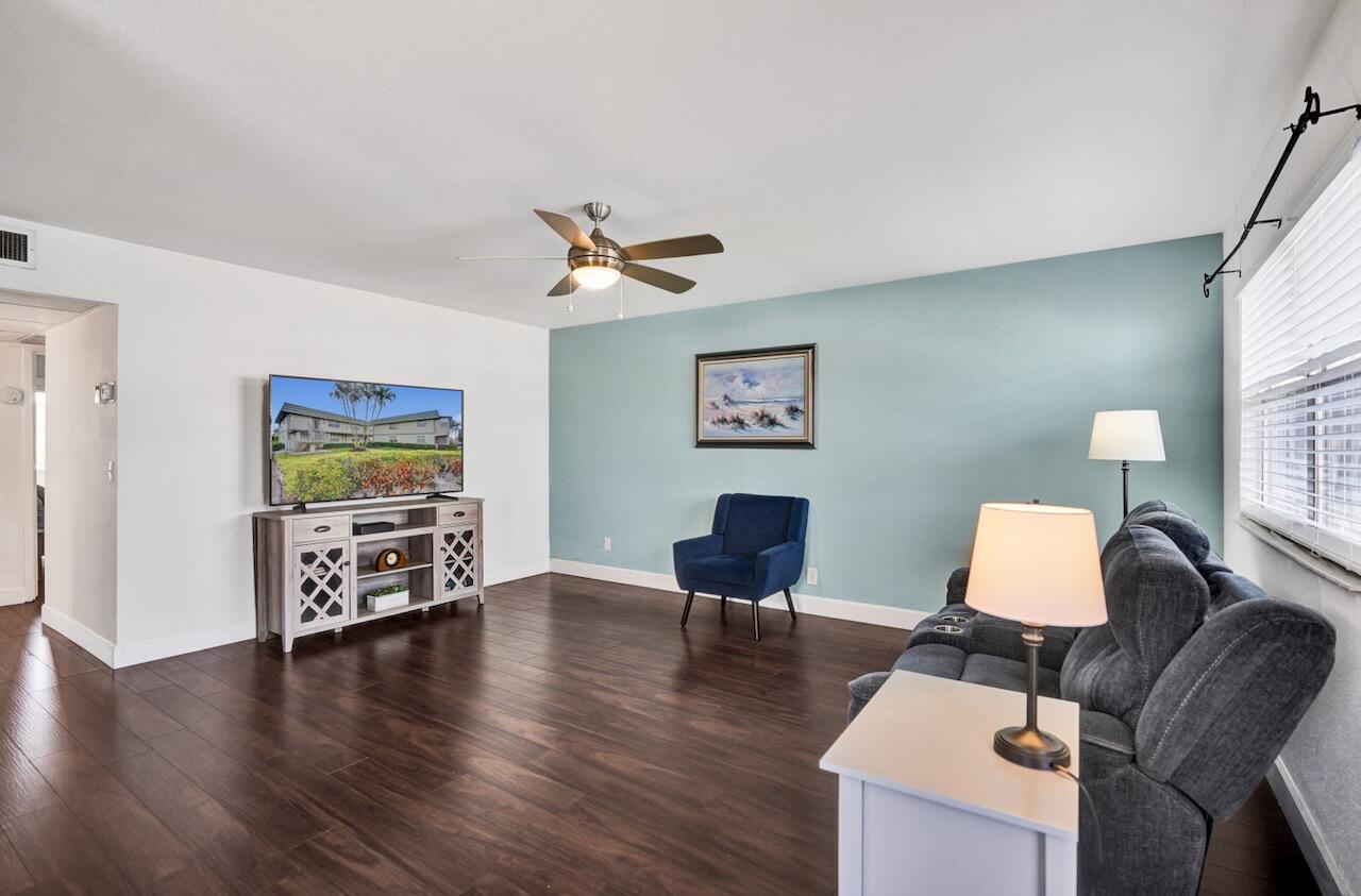 505 Monaco Way Delray Beach, FL 33446 - Photo 8 of 58 a living room with furniture and a window
