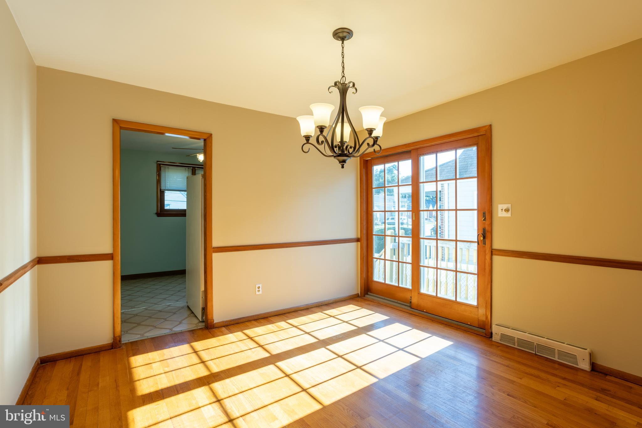8014 Highpoint Road Baltimore, MD 21234 - Photo 6 of 35 Dinning Room