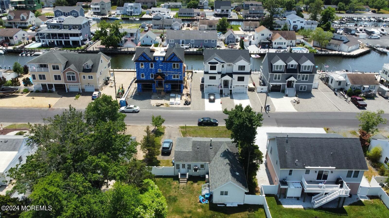 111 Bonita Road Waretown, NJ 08758 - Photo 5 of 19 1c9feab1-2524-4531-ad00-2211926a0272