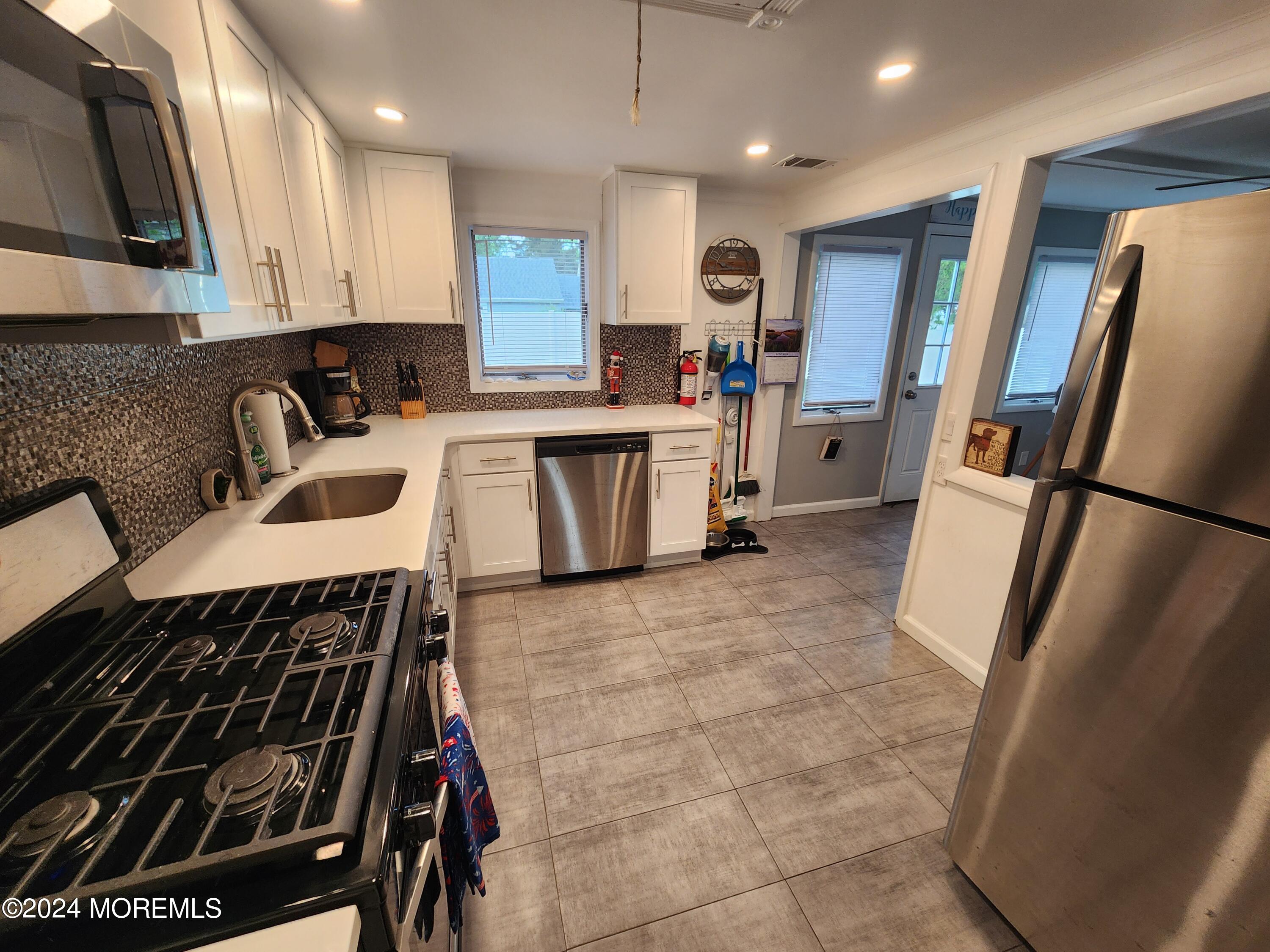 111 Bonita Road Waretown, NJ 08758 - Photo 10 of 19 20240606_184150