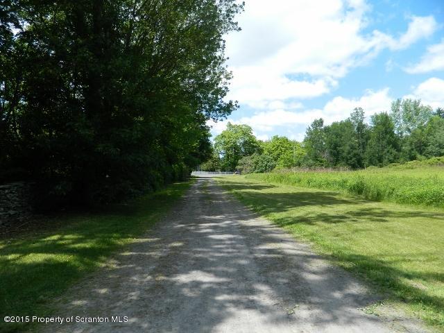 1555 Summit Lake Road Clarks Summit, PA 18411 - Photo 27 of 39 Gallery Image 27