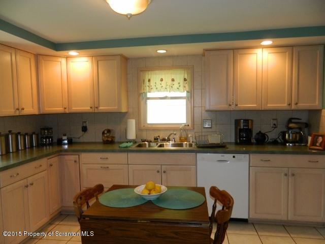 1555 Summit Lake Road Clarks Summit, PA 18411 - Photo 9 of 39 Gallery Image 9