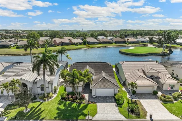 $649,000 | 9090 Old Hickory Circle, Fort Myers, FL 33912