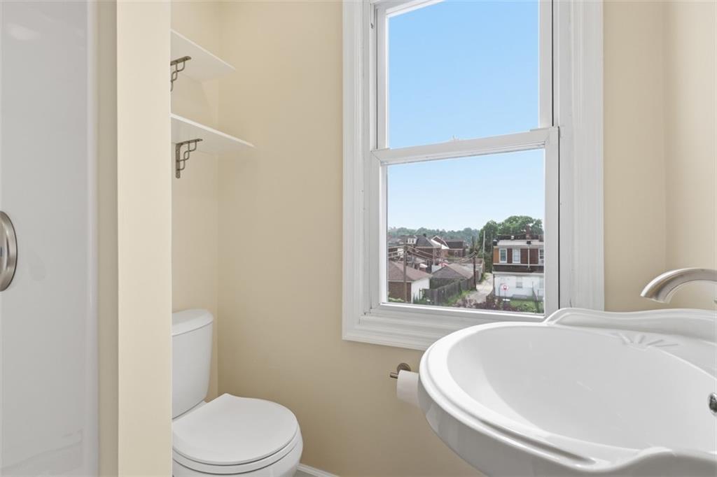 1101 12th Street McKees Rocks, PA 15136 - Photo 21 of 33 Gallery Image 21