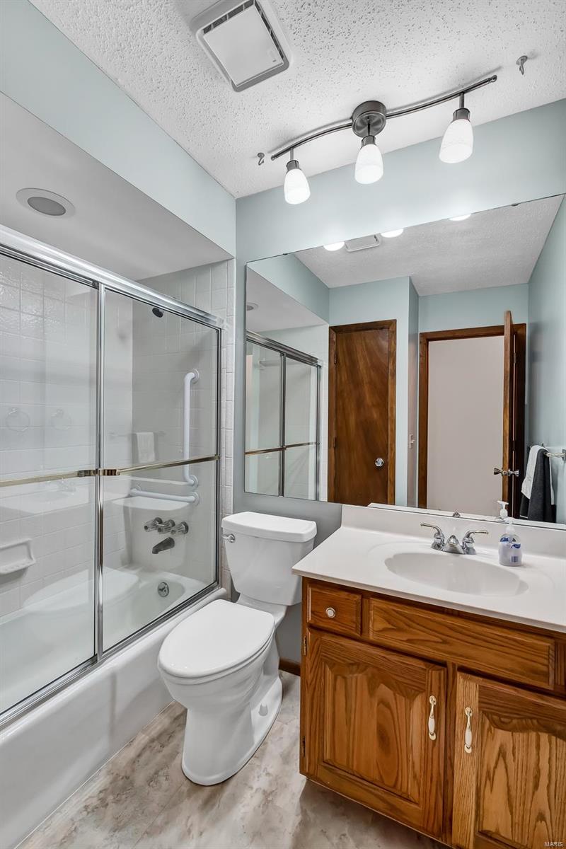 1001 Mueller Road O'Fallon, MO 63366 - Photo 23 of 35