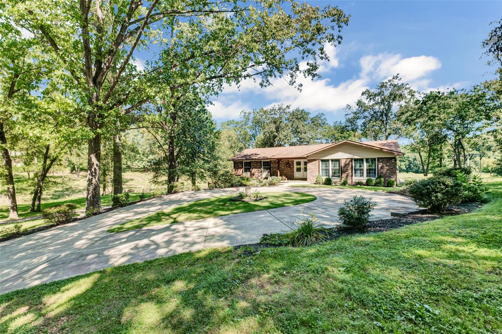 1001 Mueller Road O'Fallon, MO 63366 - Photo 31 of 35