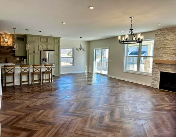 $475,000 | 20015 Fountain View Lane, Trenton, MI 48183