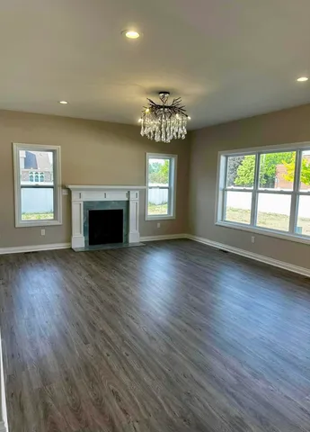 $475,000 | 20015 Fountain View Lane, Trenton, MI 48183