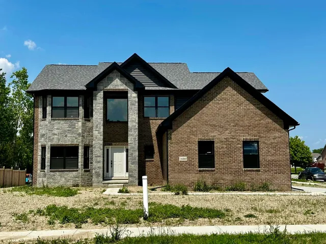 $475,000 | 20015 Fountain View Lane, Trenton, MI 48183