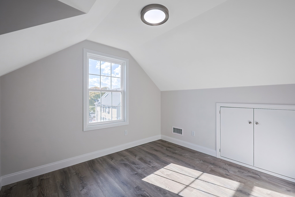 162 Tracy Avenue Lynn, MA 01902 - Photo 26 of 35
