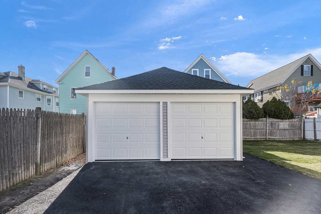 162 Tracy Avenue Lynn, MA 01902 - Photo 5 of 35