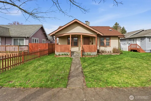 $289,000 | 607 21st Avenue, Longview, WA 98632