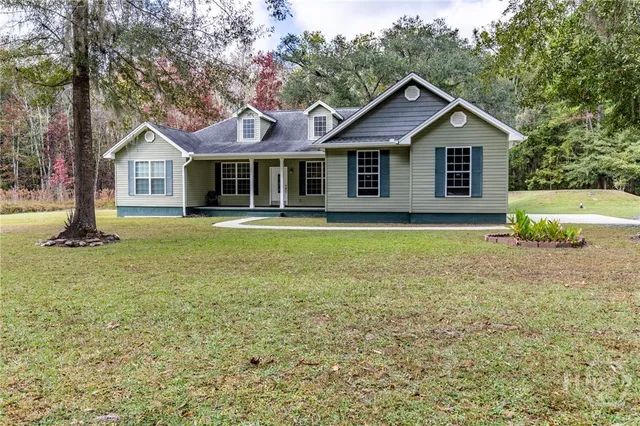 $300,000 | 14261 Us Highway, Townsend, GA 31331