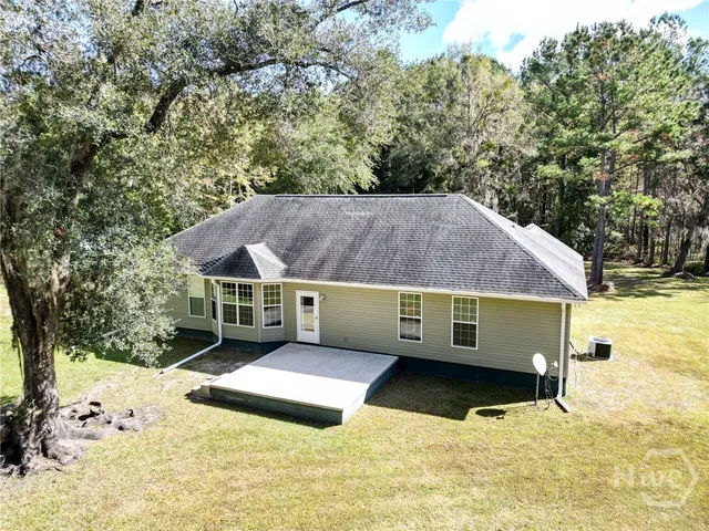 $300,000 | 14261 Us Highway, Townsend, GA 31331