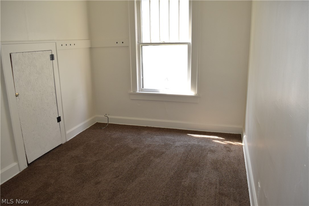 211 Exeter Avenue Southwest Canton, OH 44710 - Photo 13 of 19