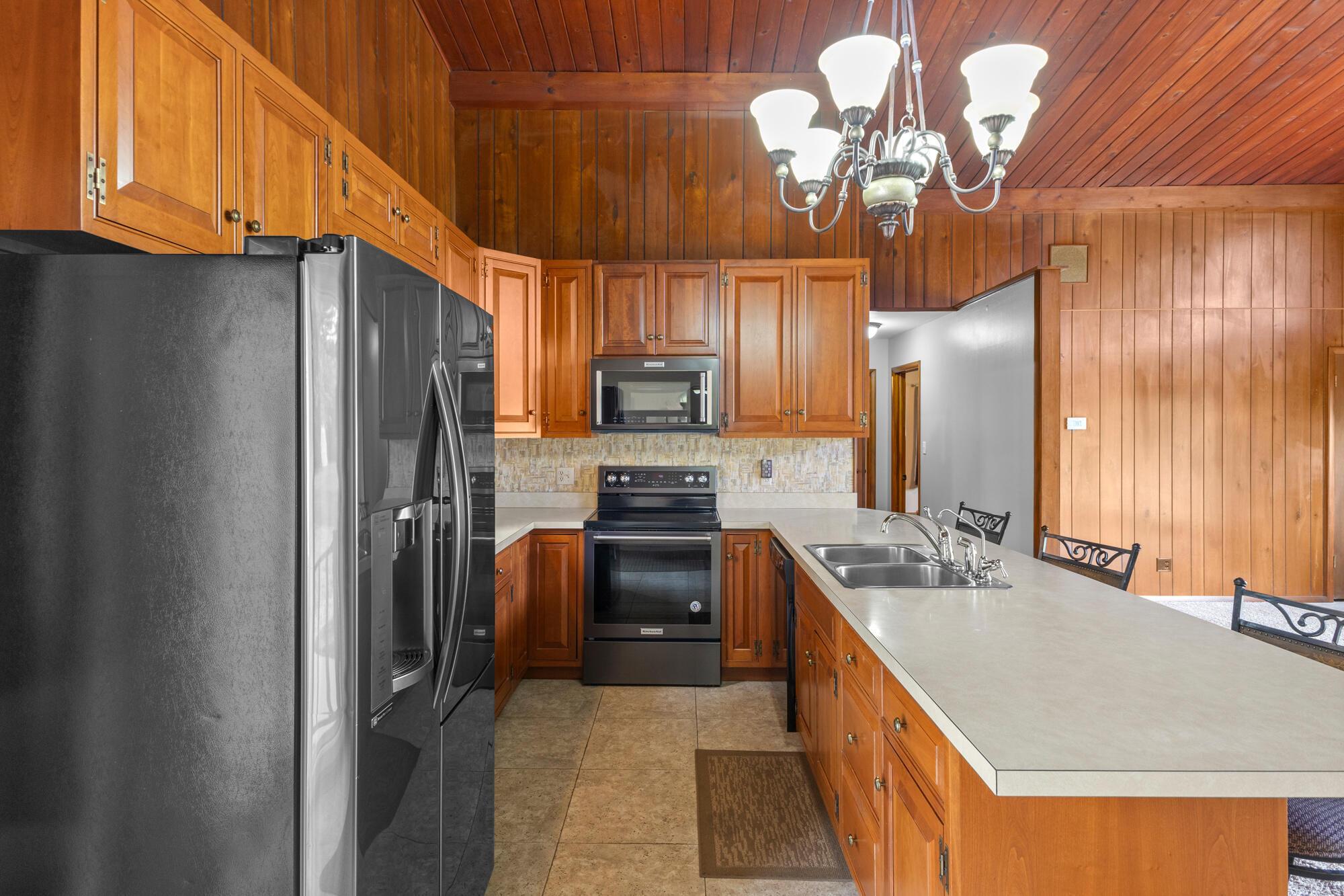 1120 Oakwood Road Marion, OH 43302 - Photo 12 of 57 Kitchen