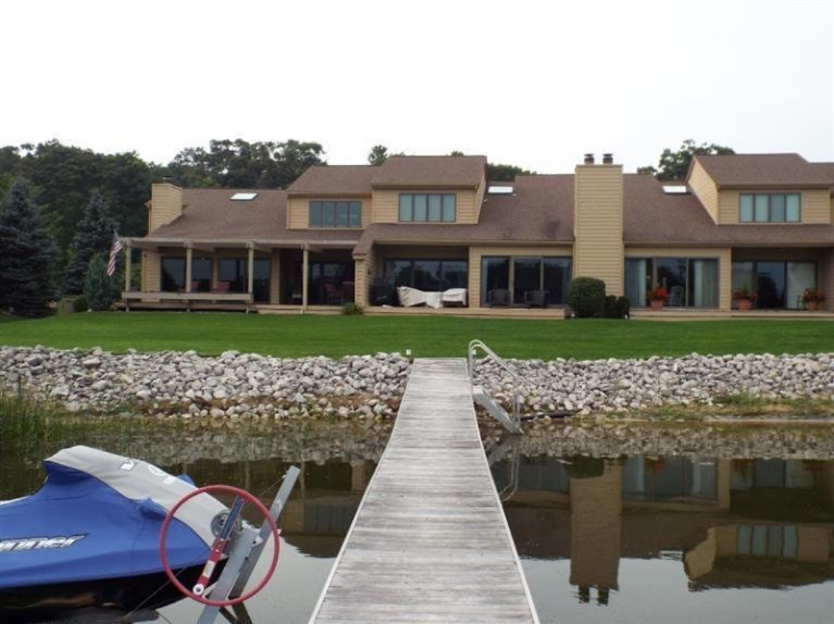 15766 North Prospect Point Drive, Unit 14 Spring Lake, MI 49456 - Photo 1 of 23 Primary Photo