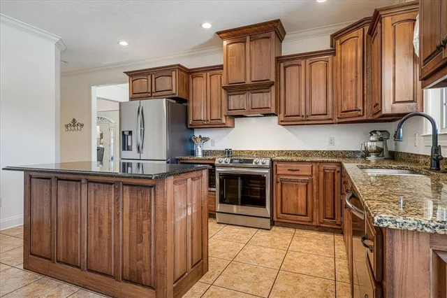 $537,900 | 1457 Highland Drive, Dyersburg, TN 38024