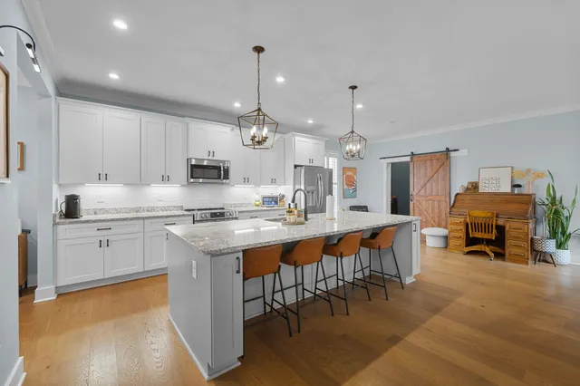 $985,000 | 12877 Versailles Road, Murfreesboro, TN 37128