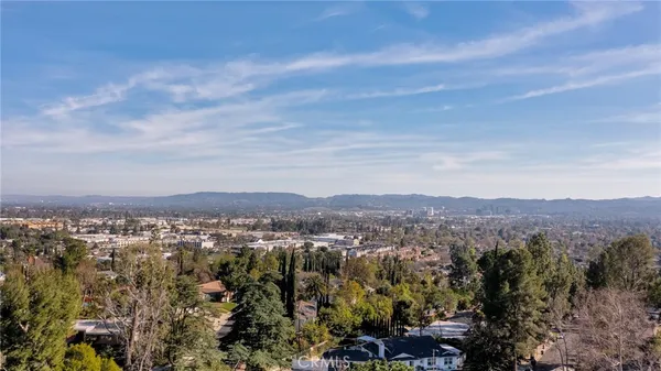 $1,099,000 | 9707 Foothill Boulevard, Sylmar, CA 91342