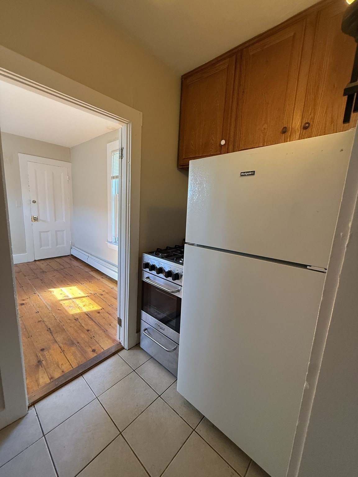 21 State Street, Unit 5 Marblehead, MA 01945 - Photo 5 of 11 Gallery Image 5