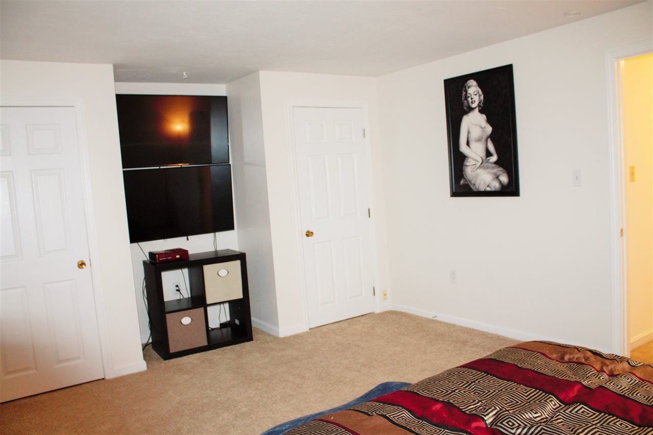 315 Circle Road Manchester, NH 03103 - Photo 19 of 37