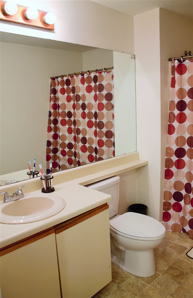 315 Circle Road Manchester, NH 03103 - Photo 21 of 37