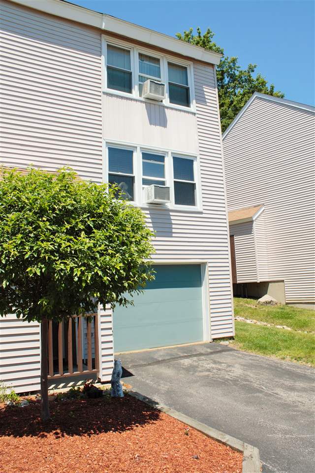 315 Circle Road Manchester, NH 03103 - Photo 4 of 37