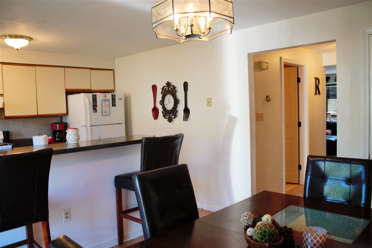 315 Circle Road Manchester, NH 03103 - Photo 7 of 37